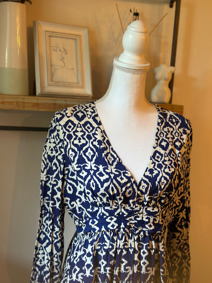 Robe courte imprimé bohème bleu blanc neuves T.36/38