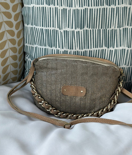 Sac en cuir beige modèle “Mama” avec double bandoulière – Mila Louise
