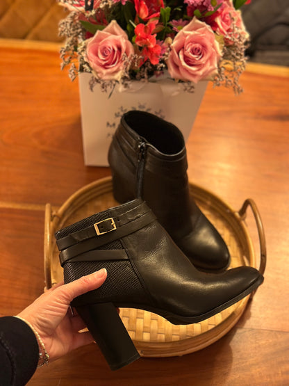Bottines cuir noires P.38
