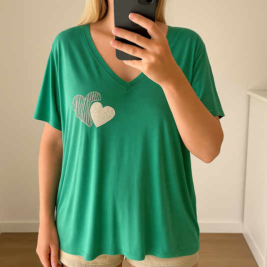 T-shirt vert brodé cœur T.U