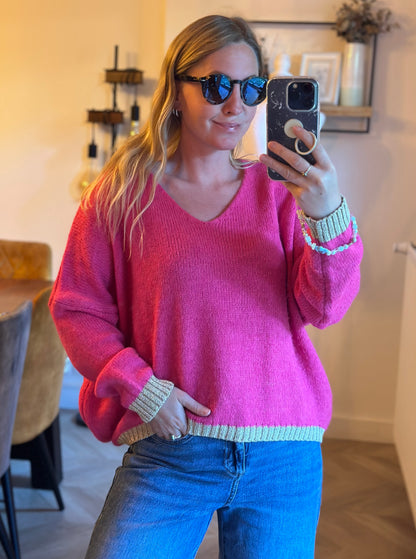 Pull col V rose fuchsia en laine fabriqué en Italie T.U