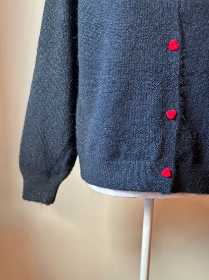 Cardigan marine en maille laine, boutons cœur rouge, T.U