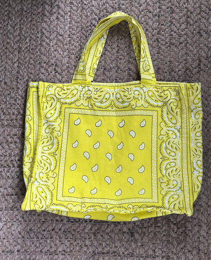 Sac cabas bandana jaune en coton matelassé Made in France 
 ￼