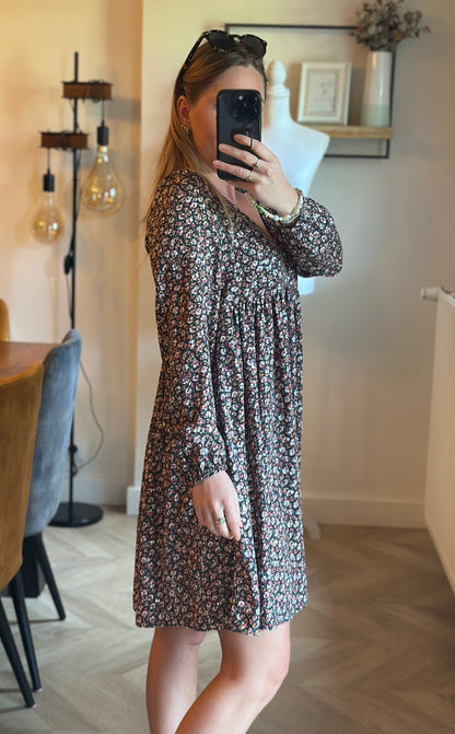 Robe fleurie coupe fluide T.34