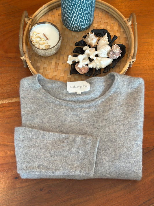 Pull en cachemire gris T.34