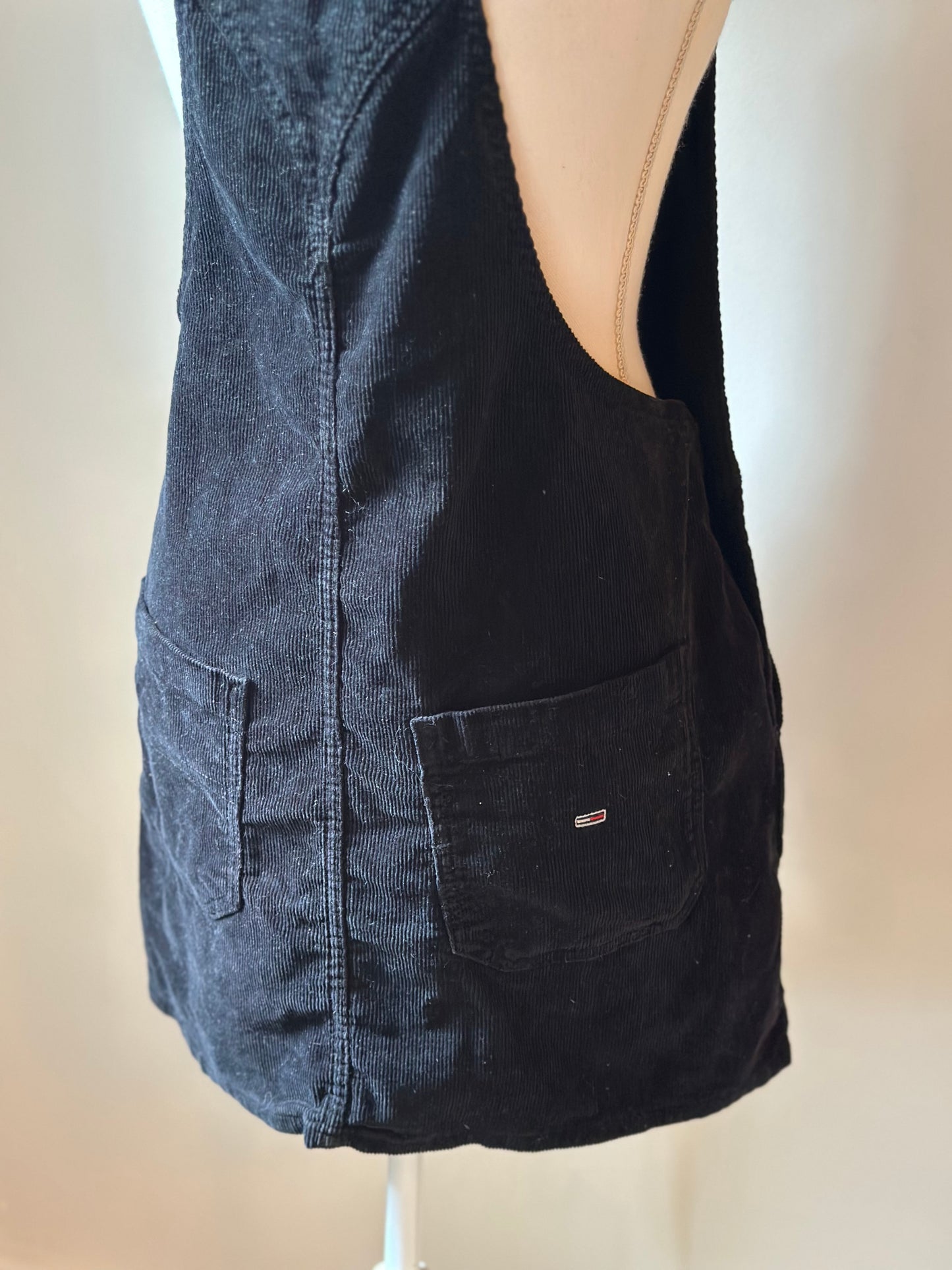 Robe salopette noire en velours côtelé - T.36