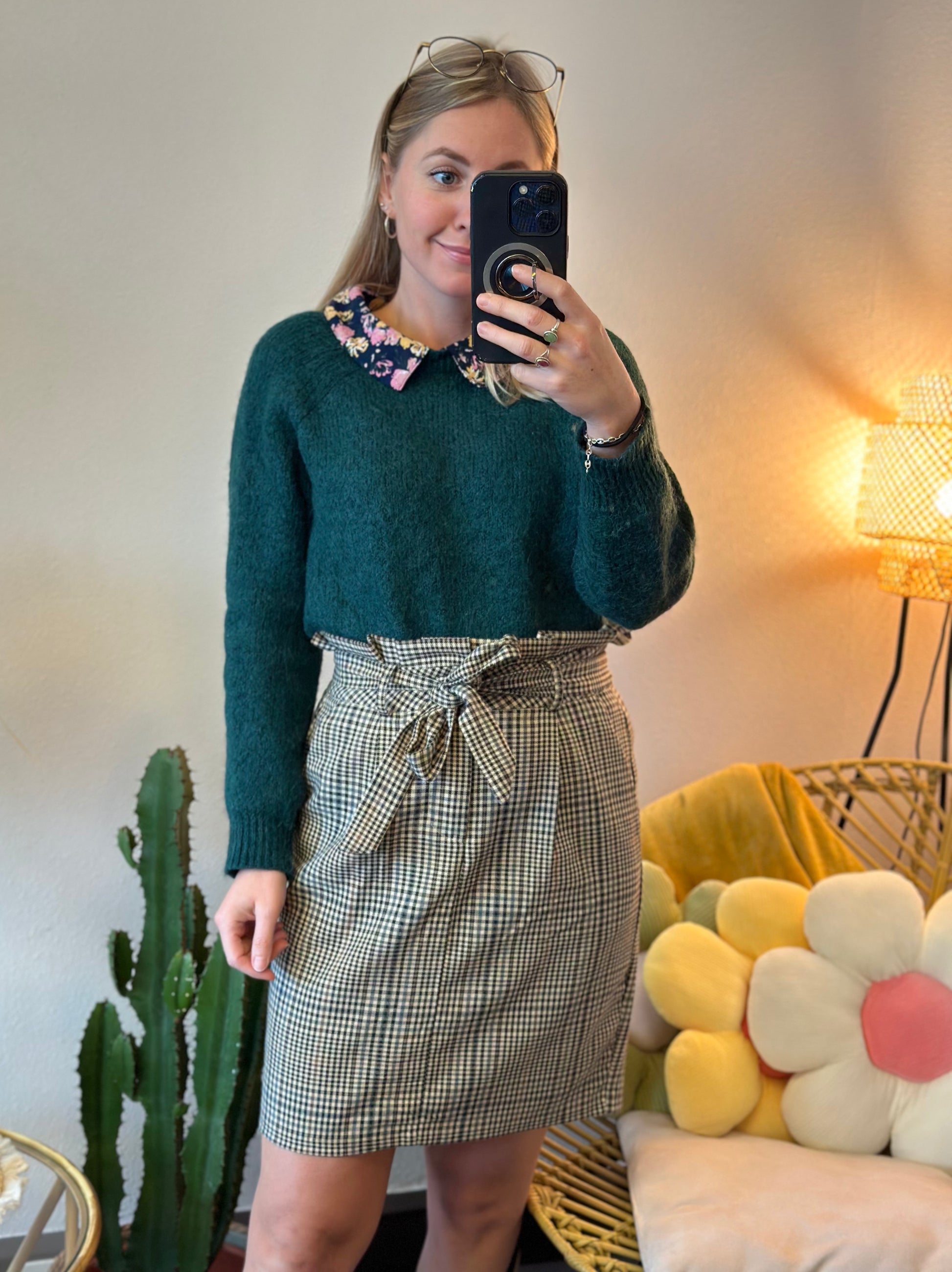 Belle jupe taille haute carreaux neuve T.34