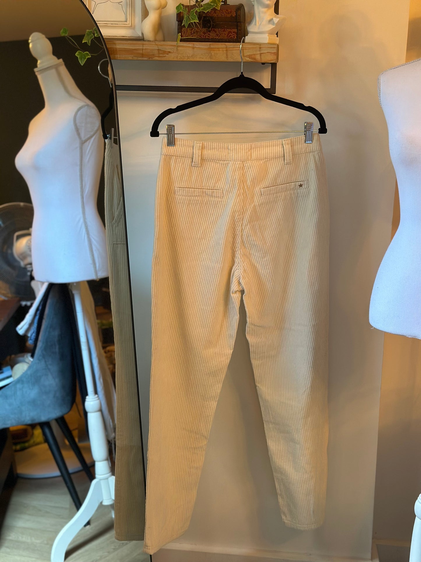 Pantalon velours côtelé écru T.38