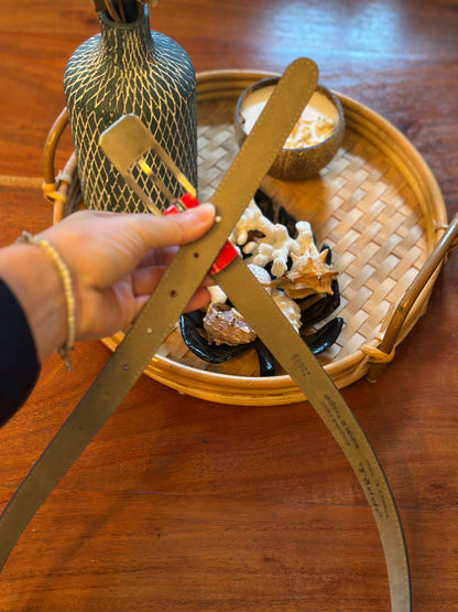 Ceinture en cuir rouge vernie – Made in France modèle vintage