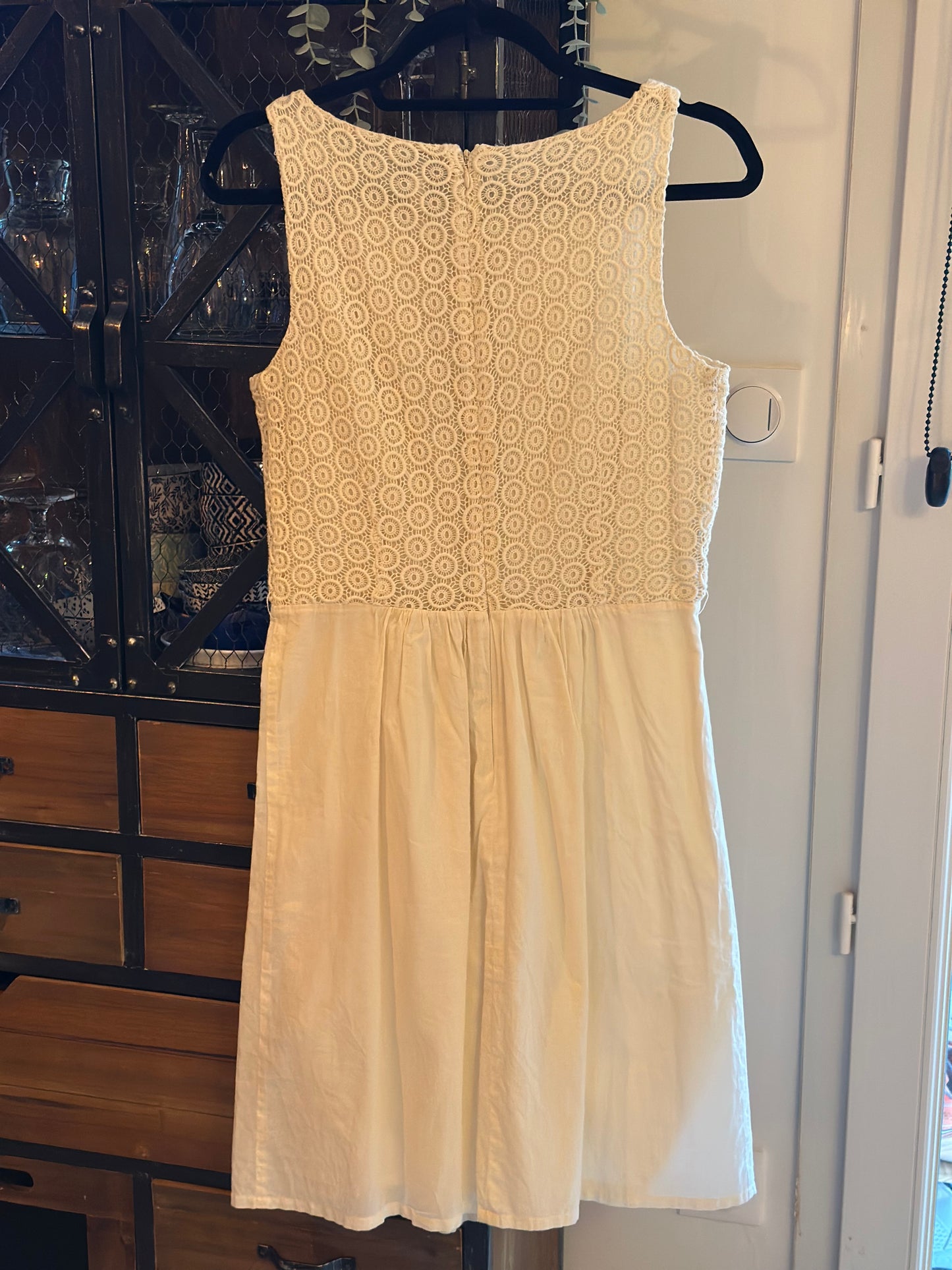 Robe ajourée blanc crème T.36