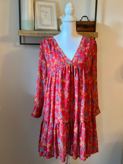 Robe fluide rouge fleurie T.38