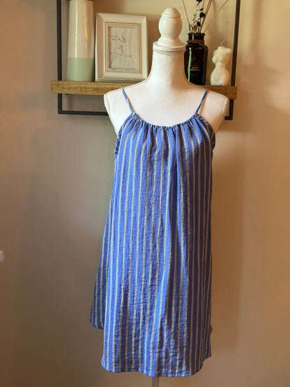 Robe rayée bleu et blanc T.34