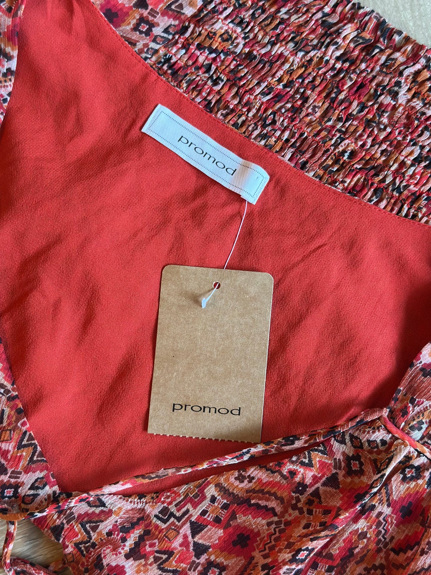 Blouse cropped imprimé corail T.44 neuf avec étiquette
