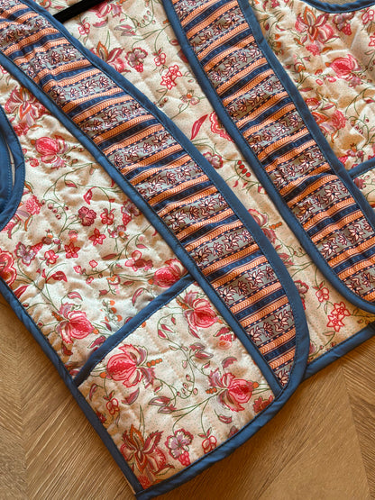 Gilet matelassé motif fleuri et rayures en coton neuf T.36/38
