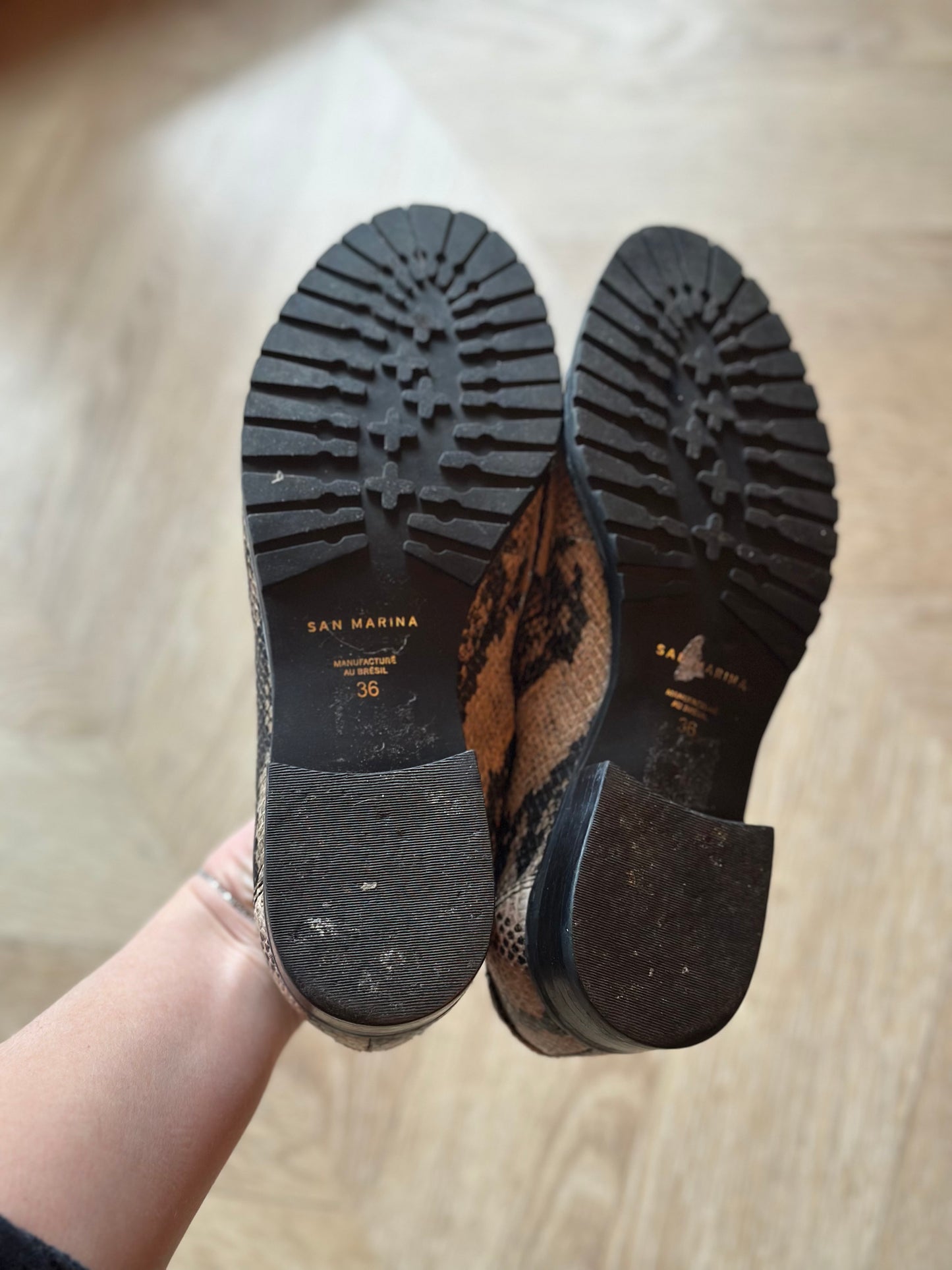 Mocassins imprimé python P.36