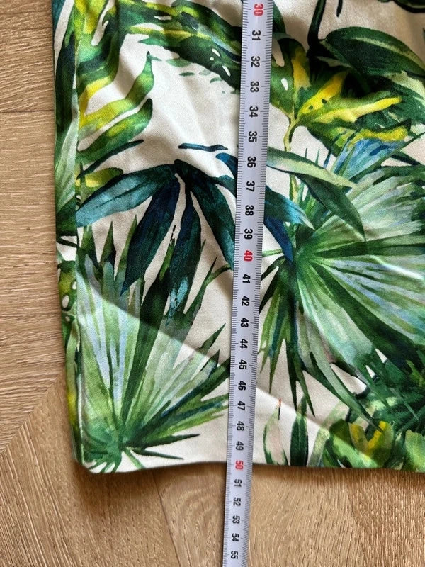 Jupe droite imprimé feuillage T.36