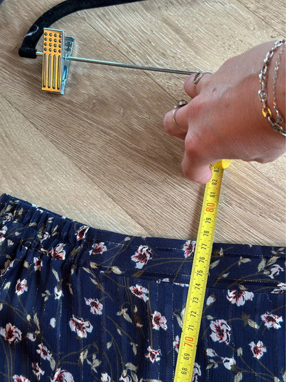 Jupe midi fleurie T.42