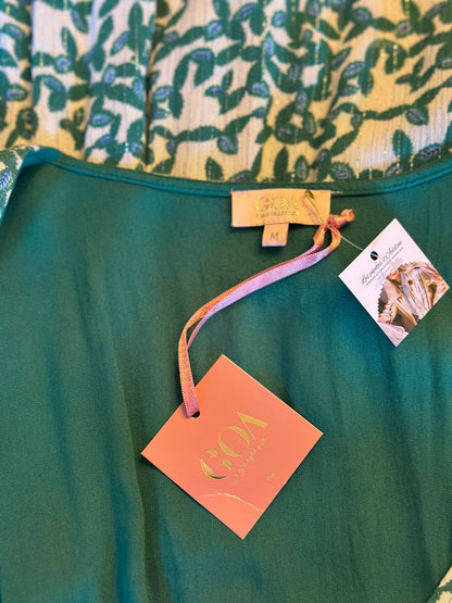Robe portefeuille imprimé vert neuves T.38