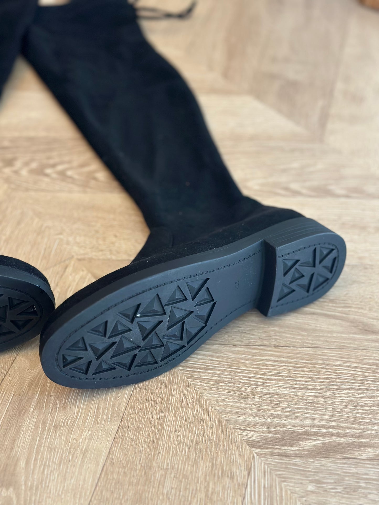 Cuissardes effet velours noir Besson neuf P.36