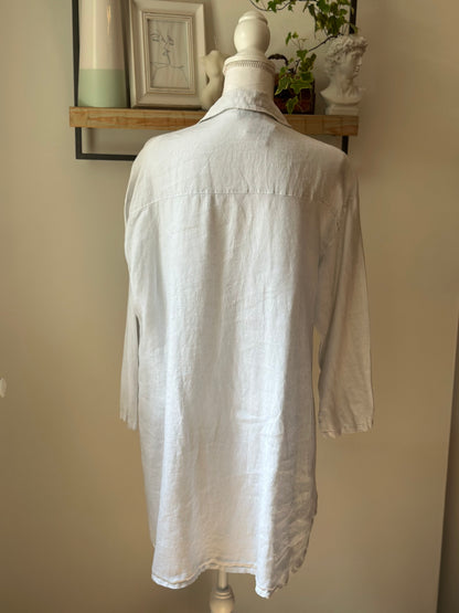 Chemise tunique blanche en lin – Cœurs argentés T.U