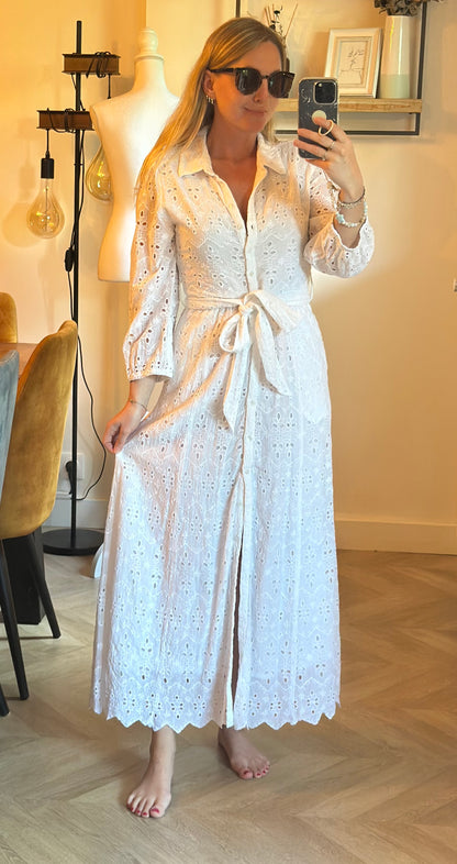 Robe longue blanche broderie anglaise T.36