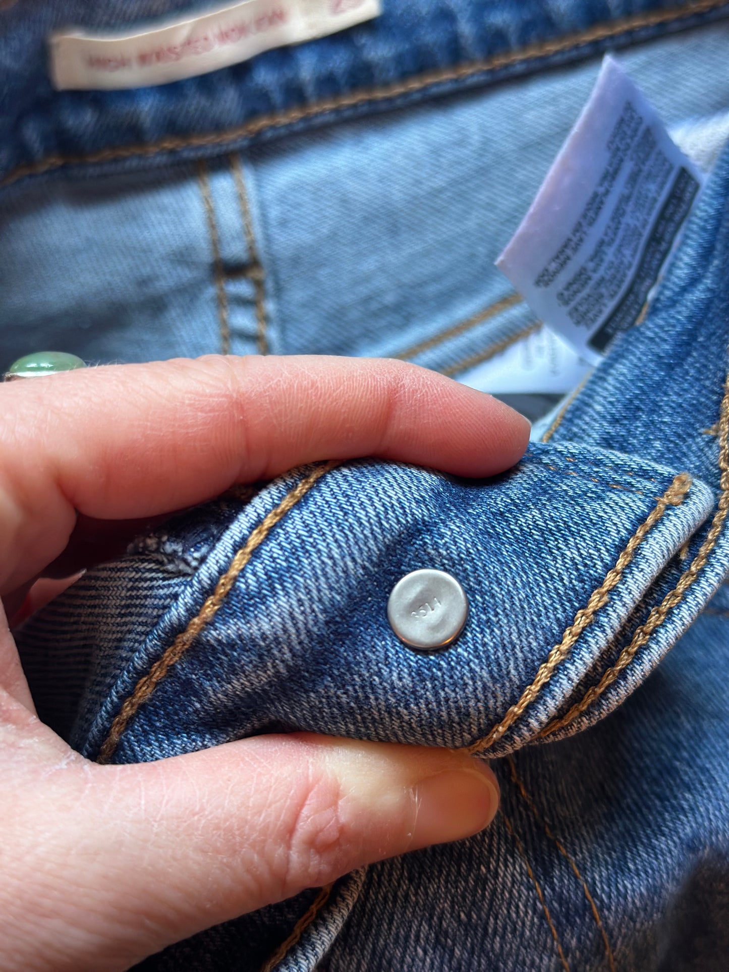 Jean mom denim bleu Levi’s high waisted T.34/36 W25