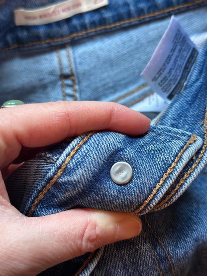 Jean mom denim bleu Levi’s high waisted T.34/36 W25