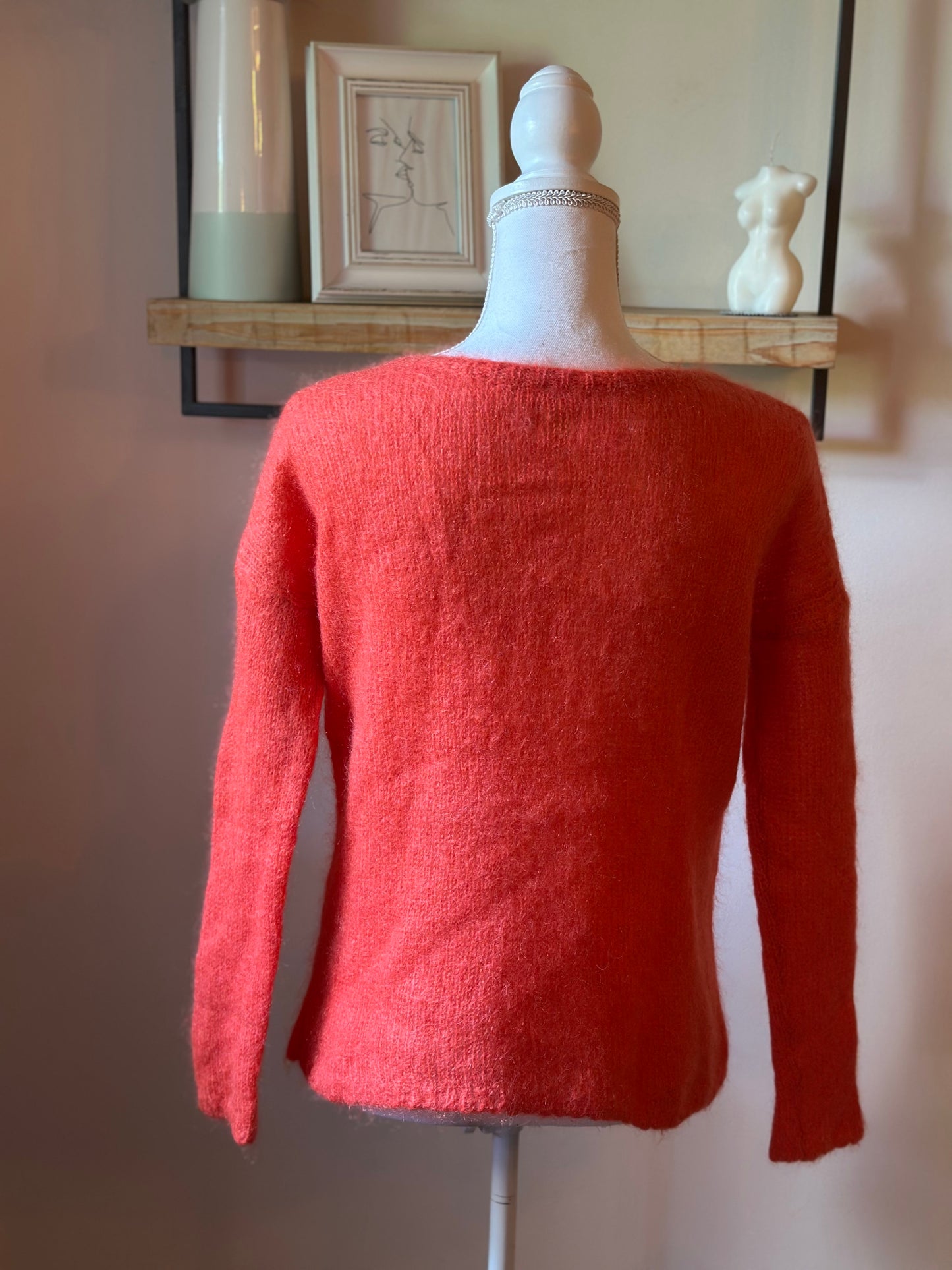 Pull col V uni en mohair T.34