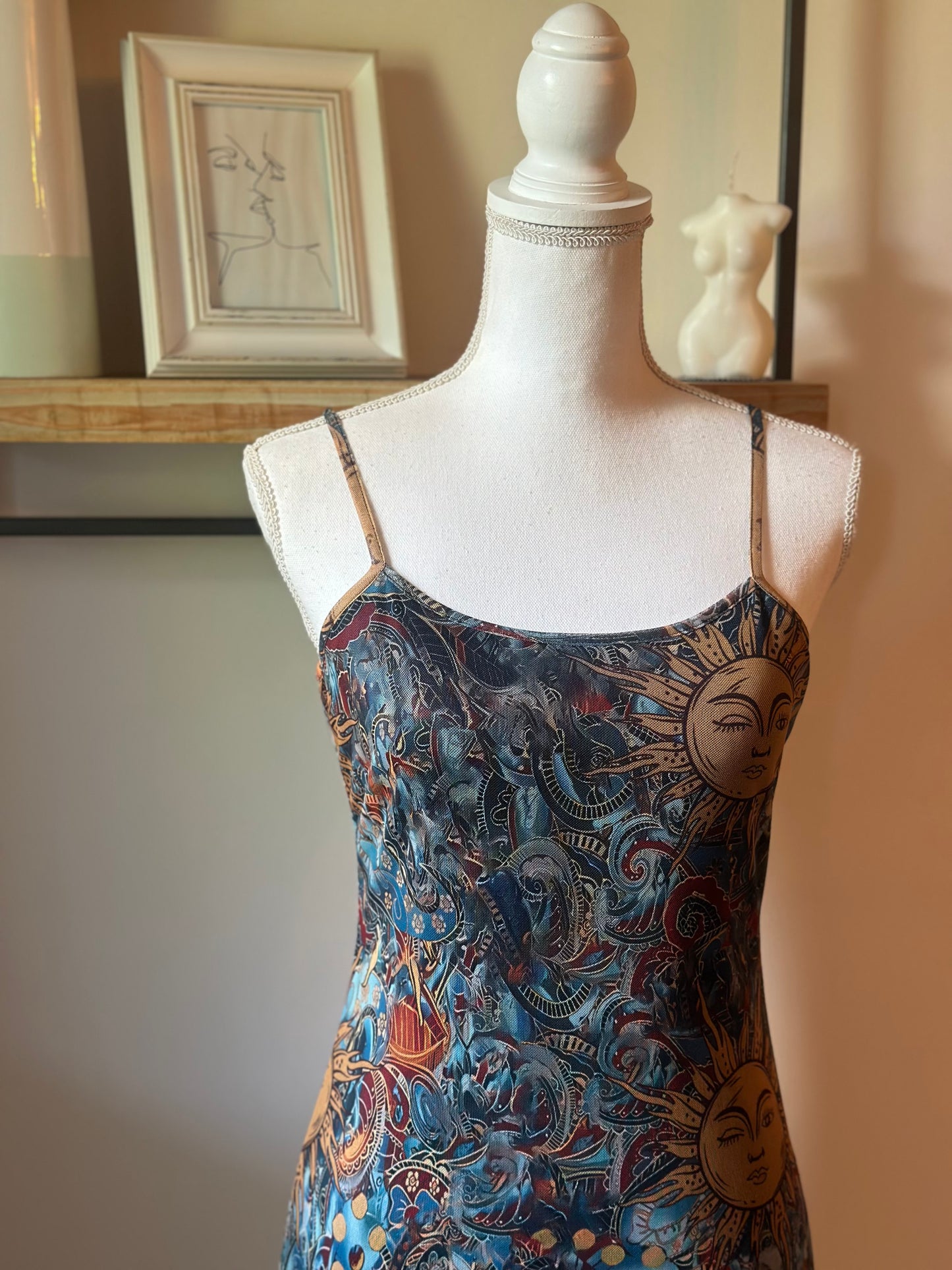 Robe d’été imprimé soleil coloré T.36