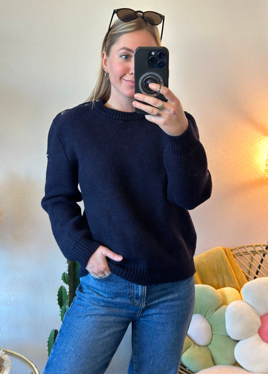 Pull bleu marine avec boutons marins en laine T.40