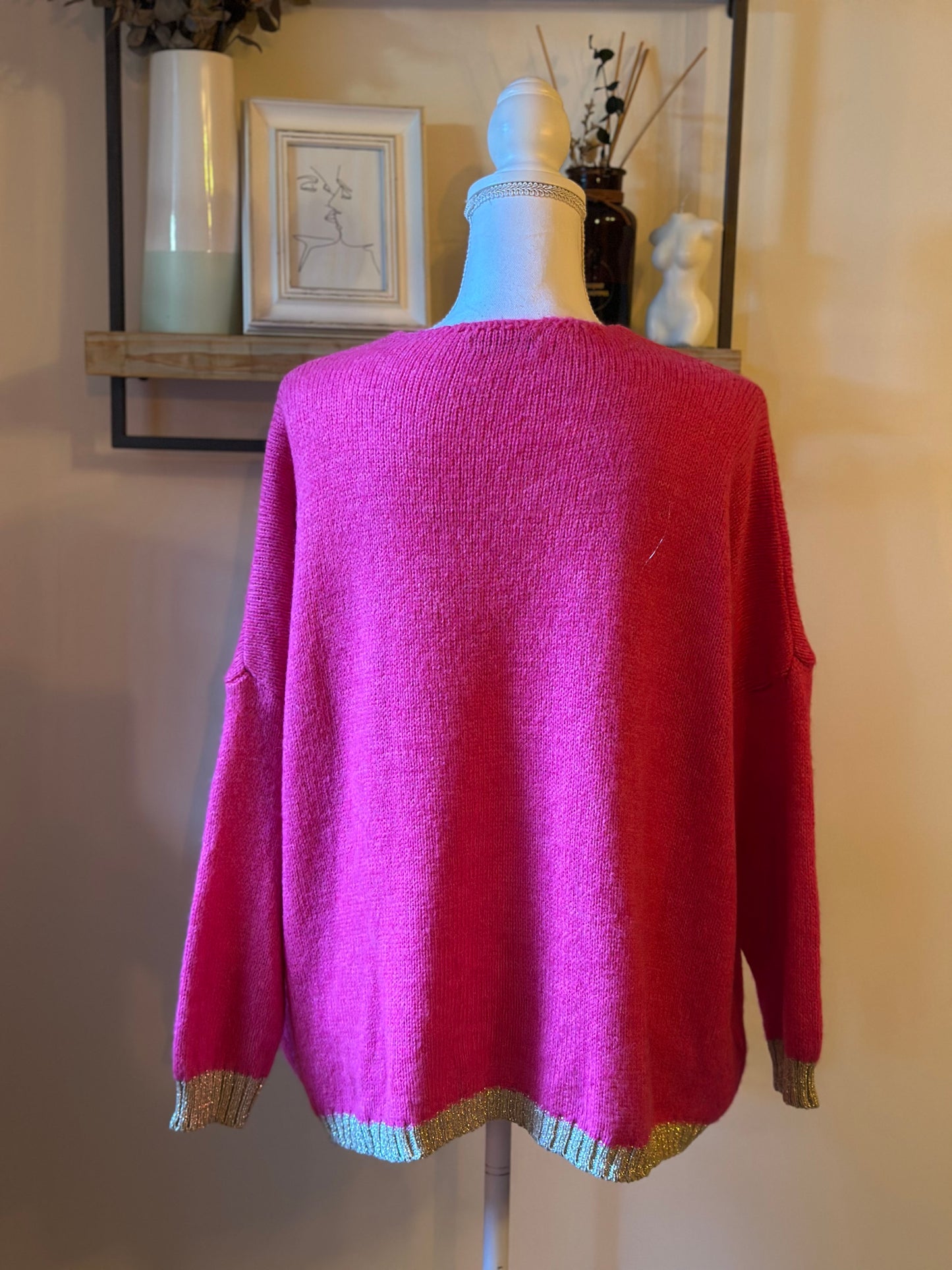 Pull col V rose fuchsia en laine fabriqué en Italie T.U