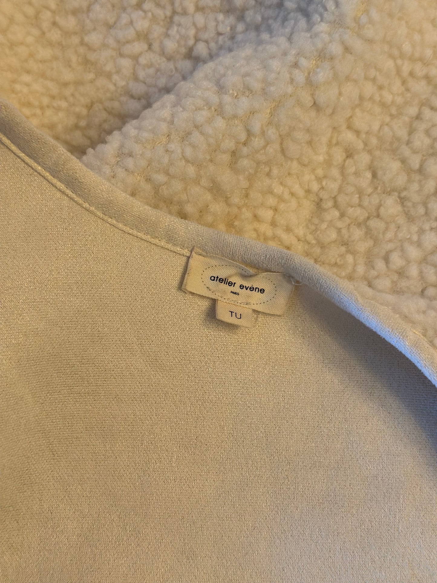 Gilet sans manches effet moumoute écru T.U