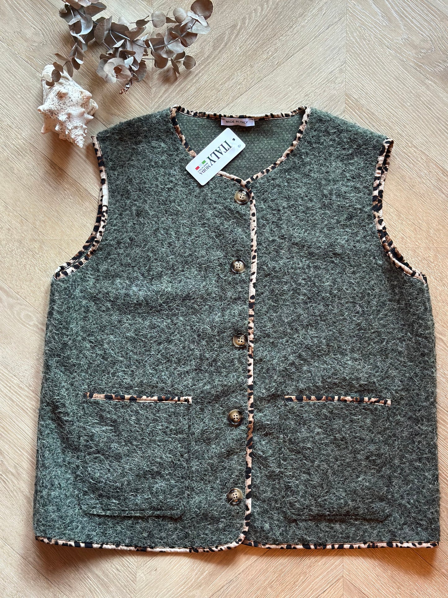 Gilet sans manches léopard modele au choix neuf - T.U