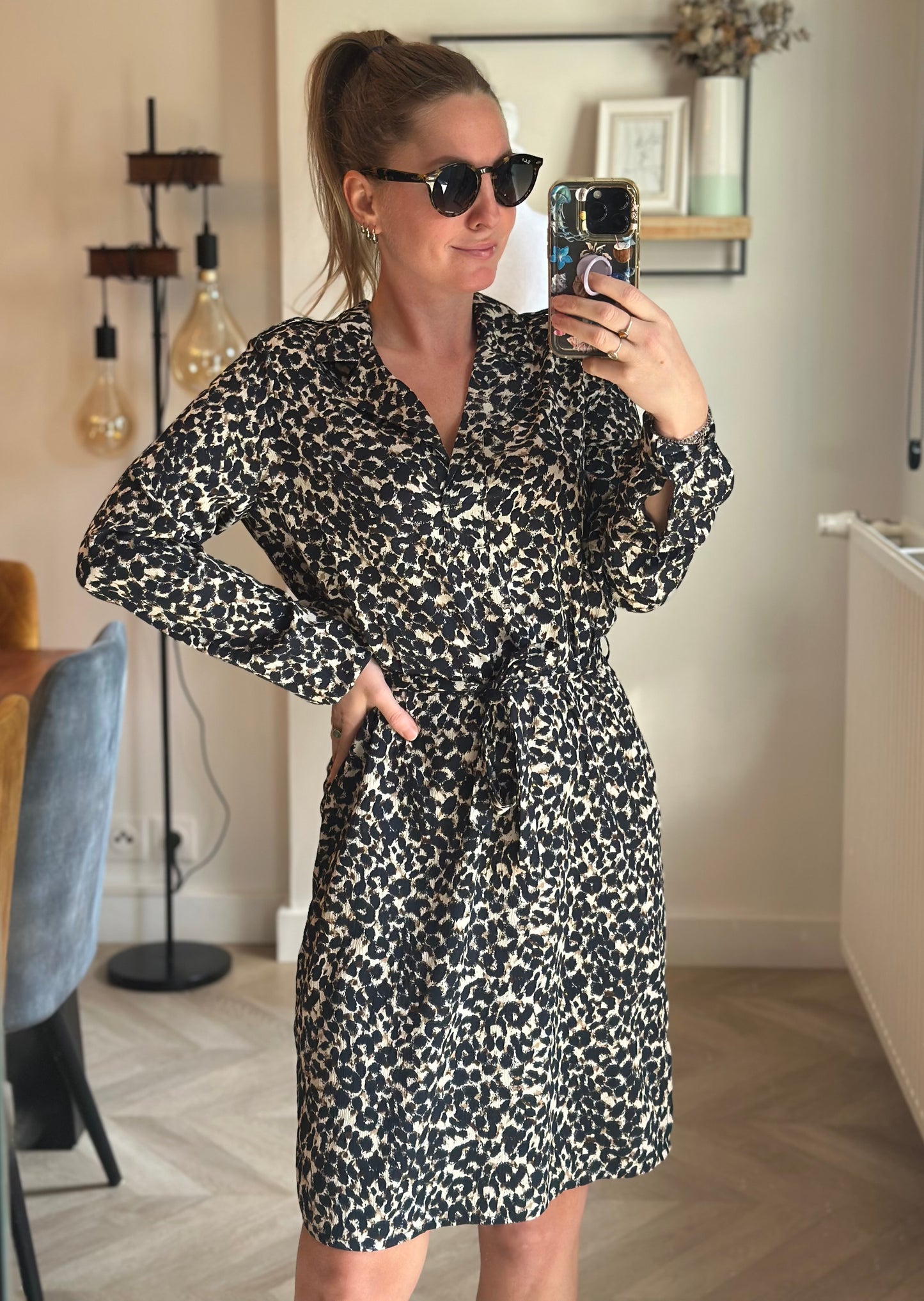 Robe léopard fluide ceinturée manches longues T.36