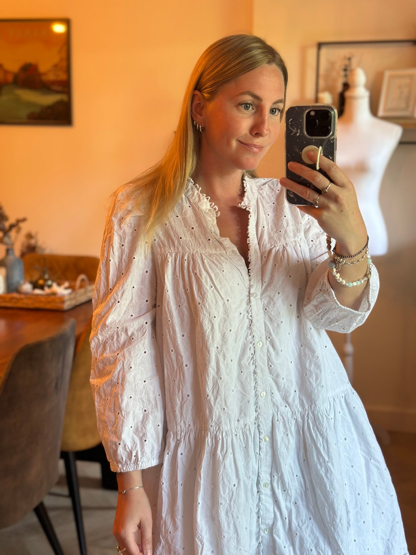 Robe courte broderie anglaise blanche T.34 oversize