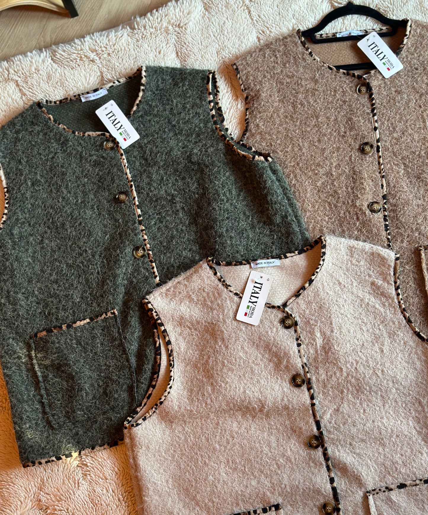 Gilet sans manches léopard modele au choix neuf - T.U