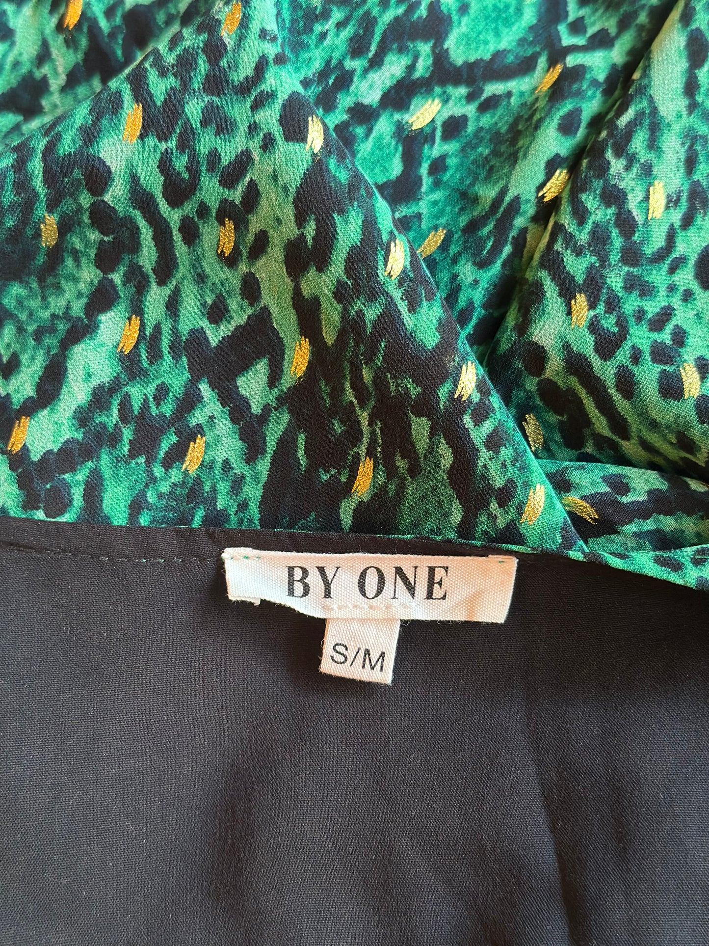 Robe portefeuille imprimé léopard vert T.36/38