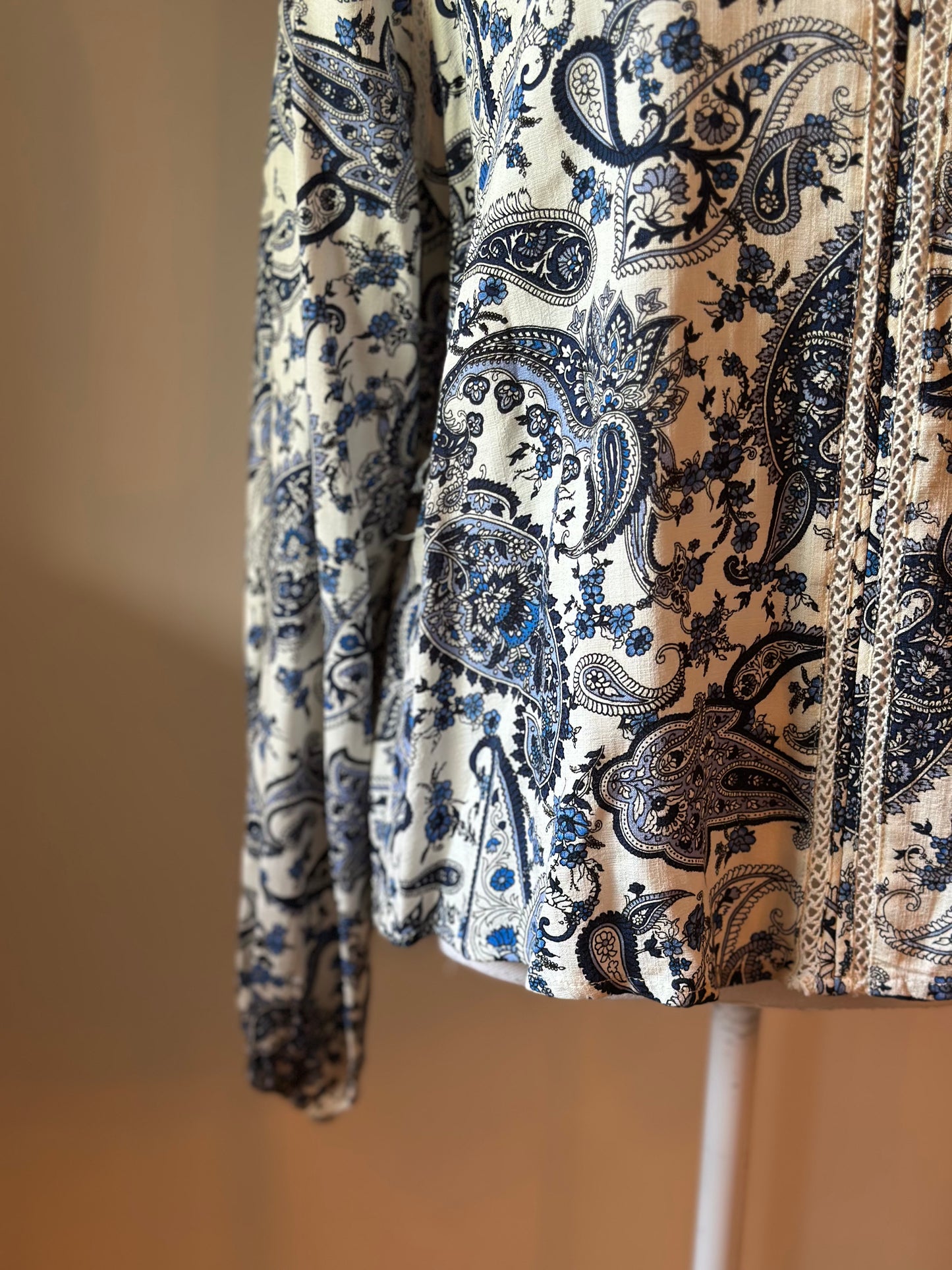 Blouse imprimé cachemire bleu viscose T.40