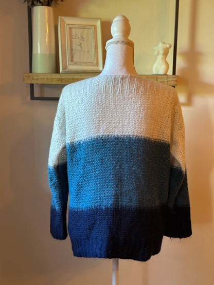 Pull dégradé bleu et écru en laine mélangée T.38