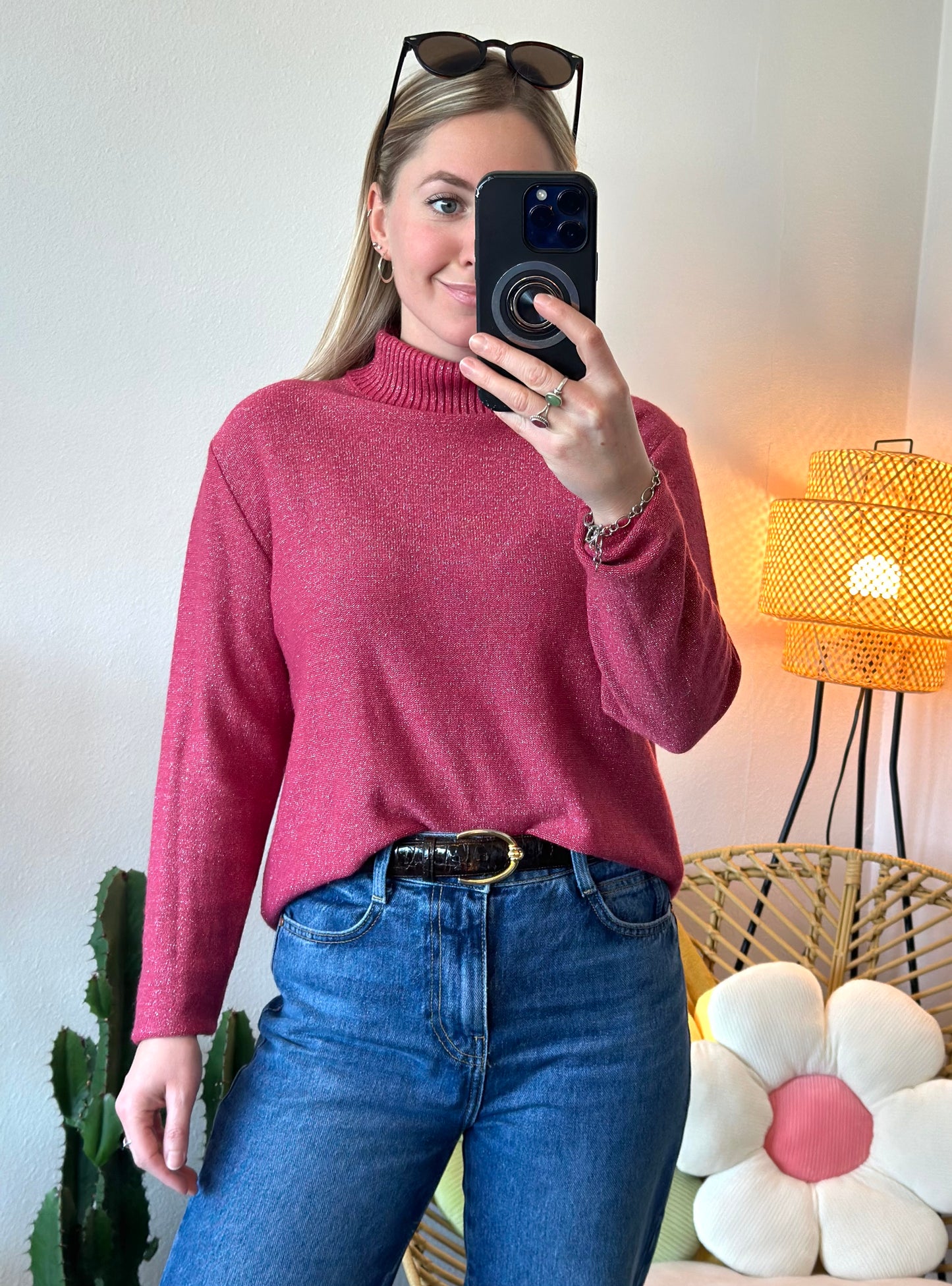 Pull vintage col roulé rose pailleté T.40