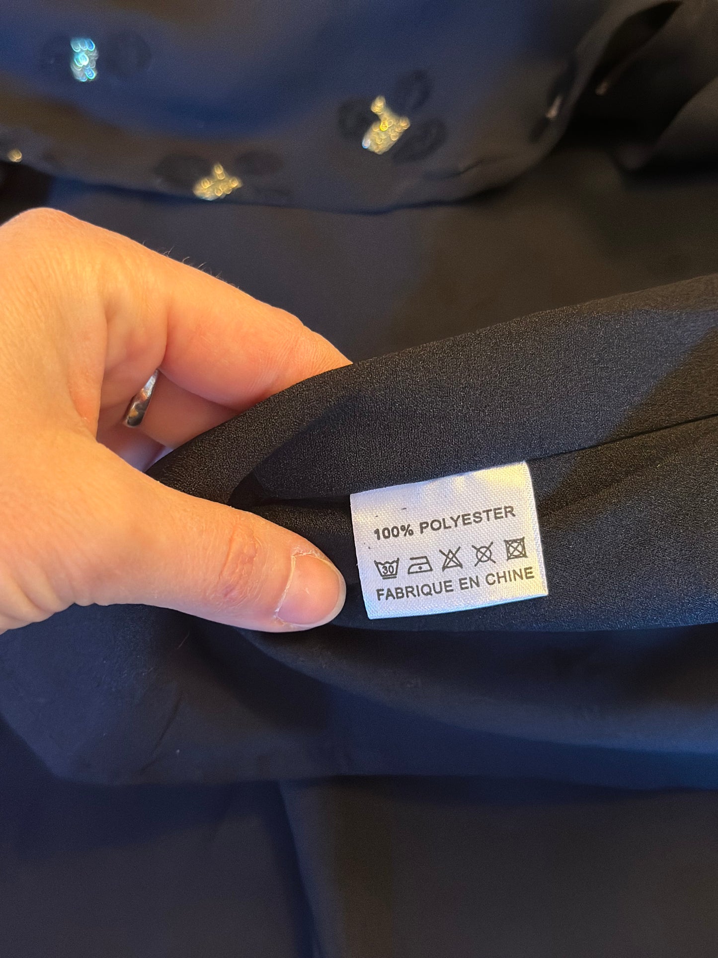 Robe noire voile plumetis doré T.36/38