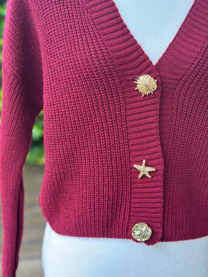 Gilet court maille bordeaux boutons bijoux dorés T.U (34 au 40)