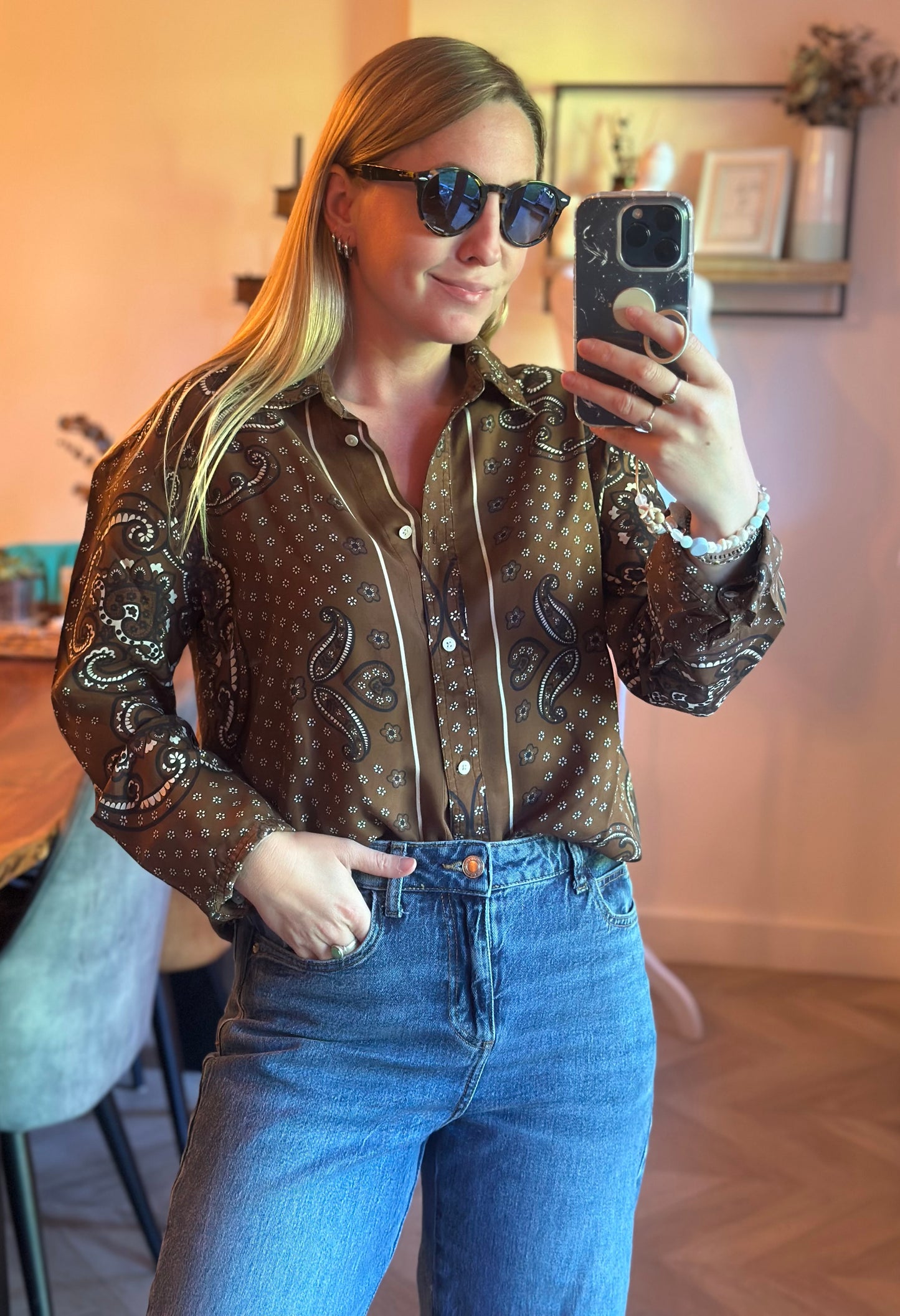 Chemise en soie imprimé bandana T.40
