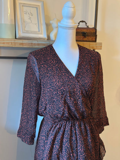 Robe portefeuille imprimée bordeaux et noir T.36