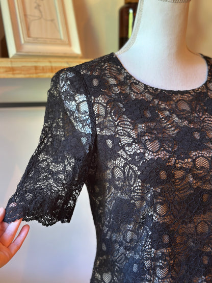 Blouse en dentelle noire T.38