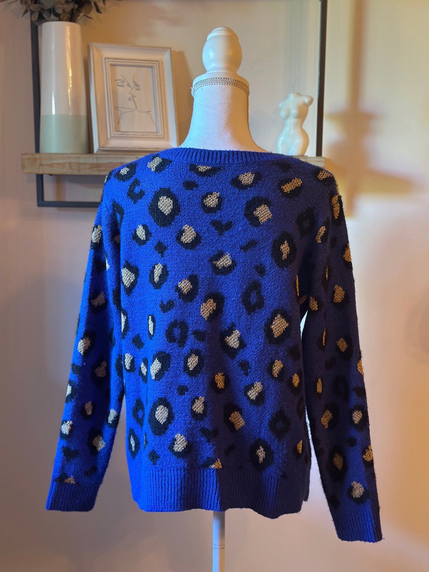 Pull doux bleu léopard T.36