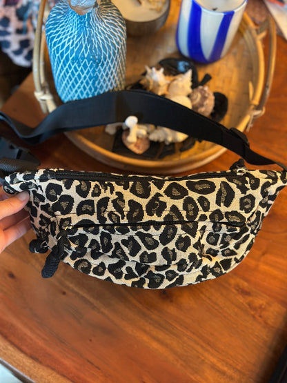 Sac banane imprimé léopard – neuf