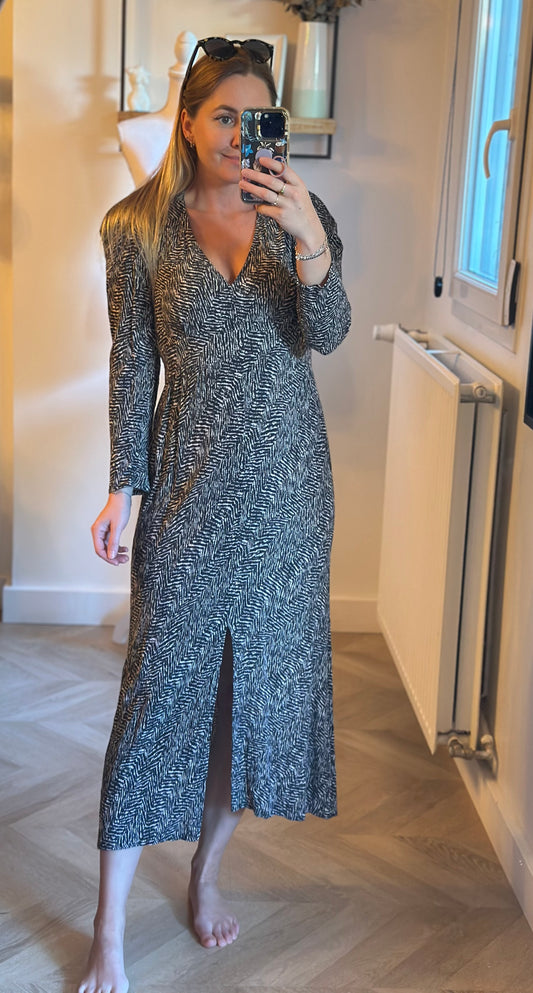 Robe longue motif noir blanc lurex T.36