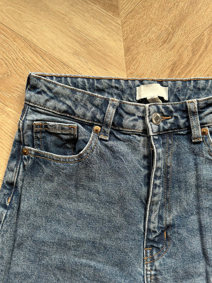 Jean mom droit en denim bleu délavé T.36