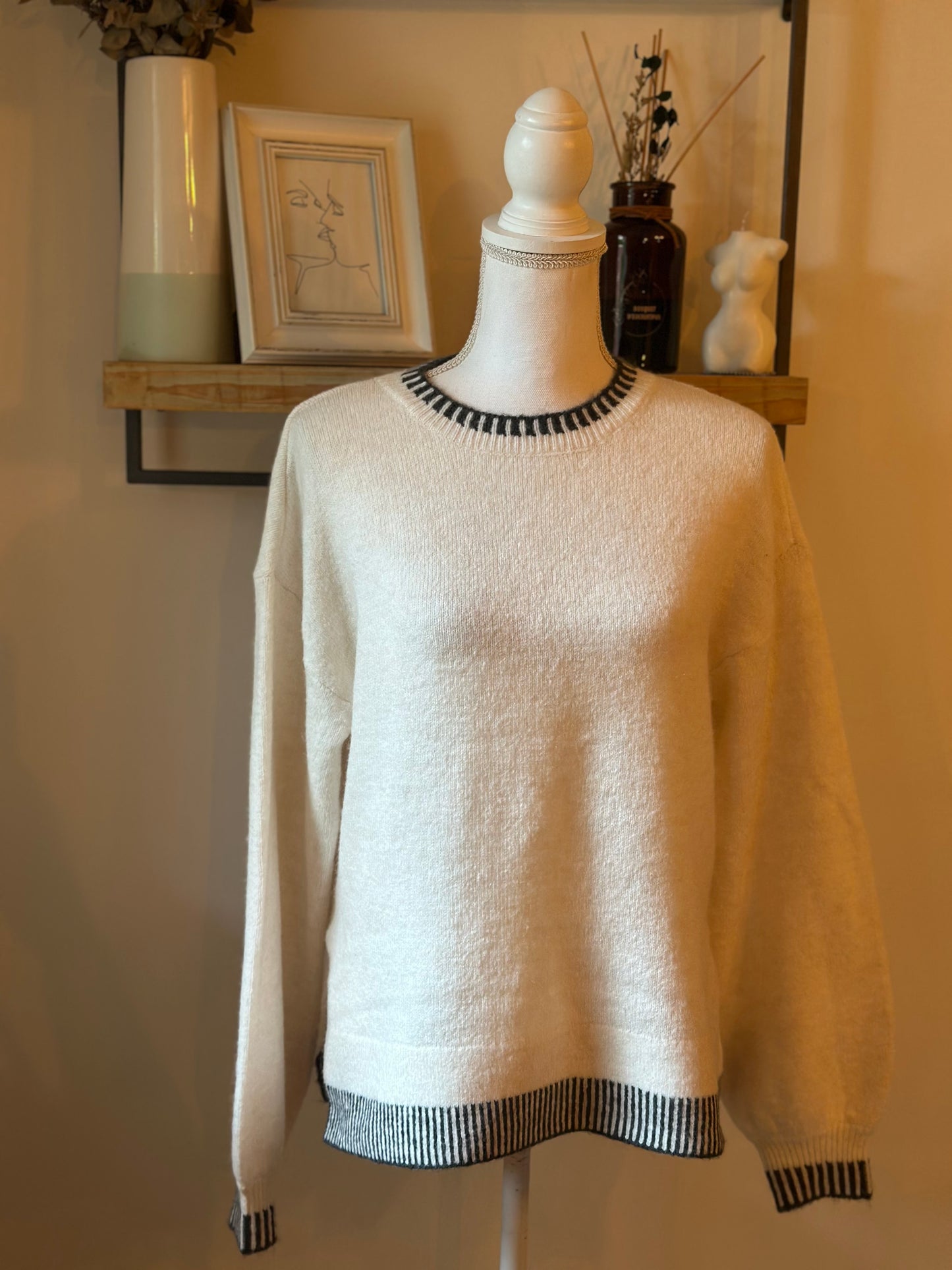 Pull col rond uni T.38 neuf
